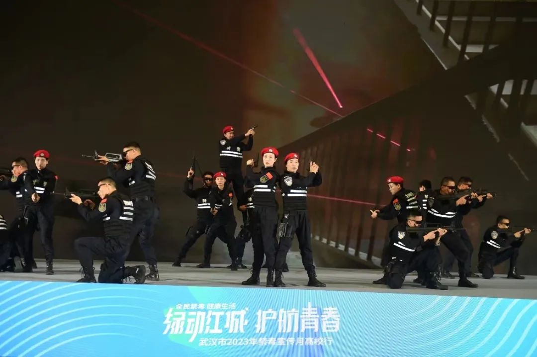 问鼎娱乐