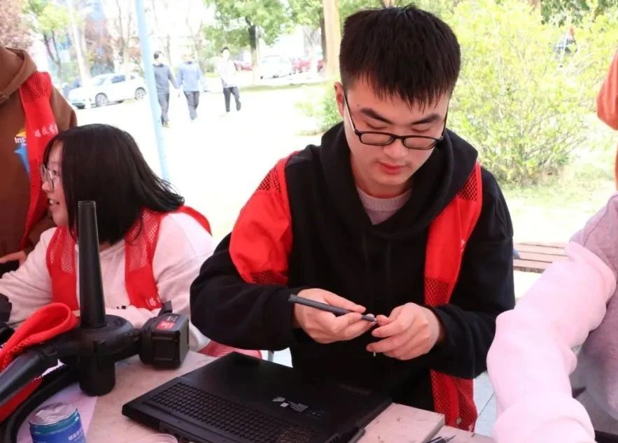 问鼎娱乐