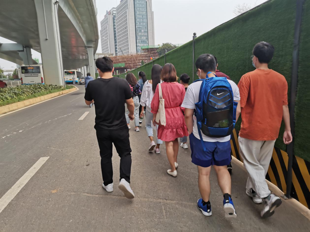 问鼎娱乐